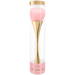 essence NUTS ABOUT YOU face brush