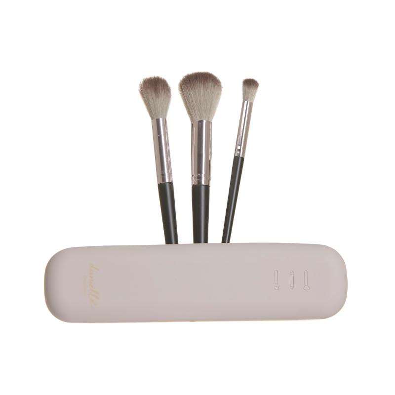 Danielle - Travel Makeup Brushes