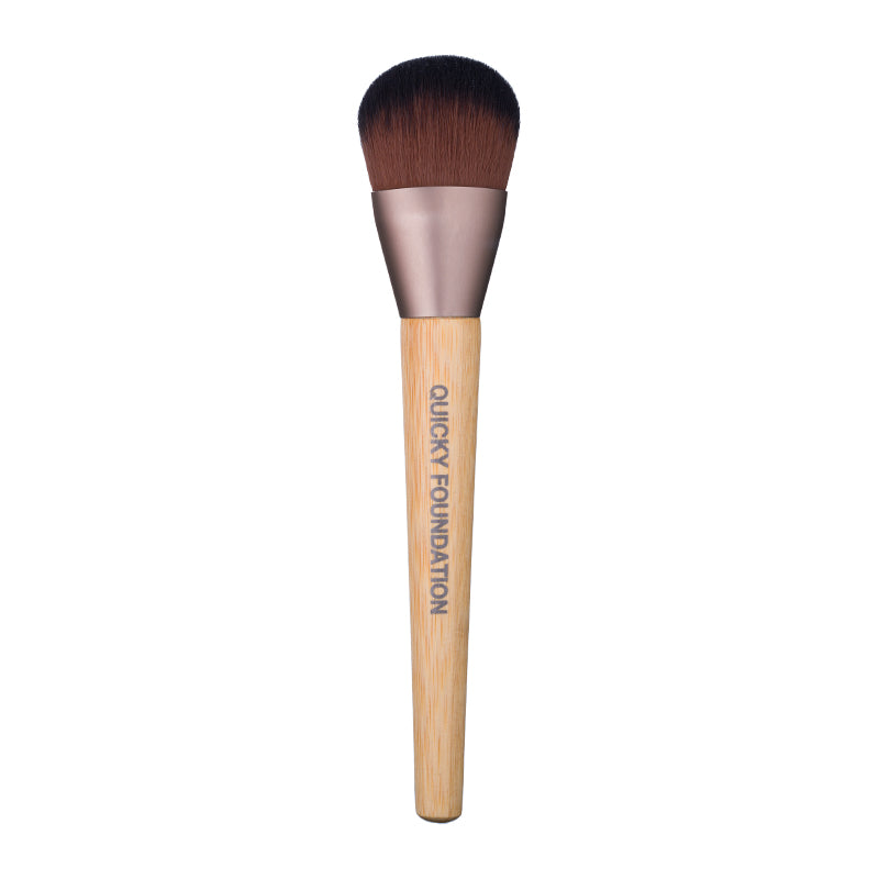 Seventeen Quicky Foundation Brush Bamboo Handle