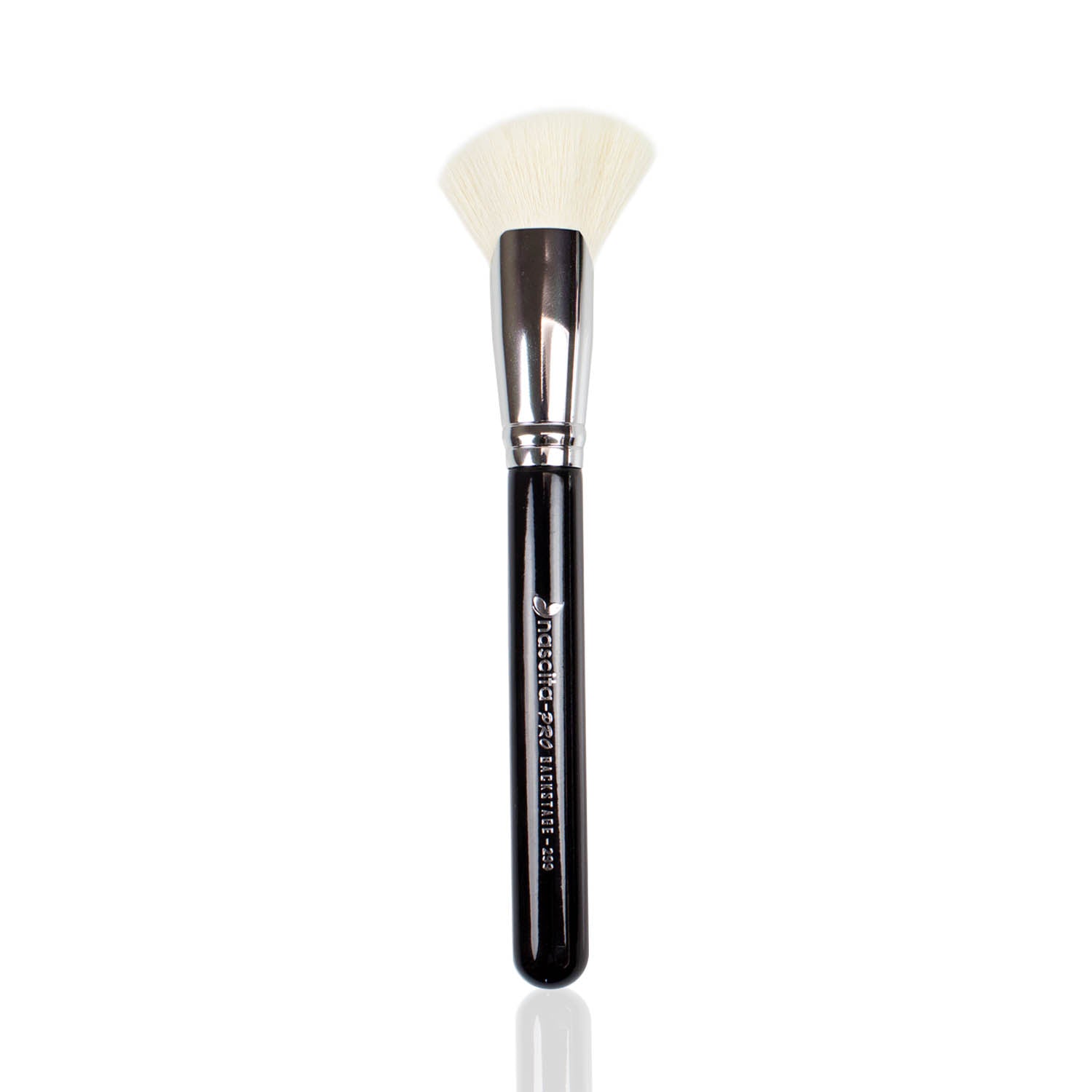Nascita Tend Angled Large Fan Brush